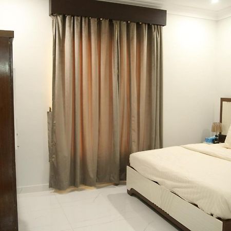 Al Rasheed Apartments Second Floor Apartment 卡拉奇 外观 照片